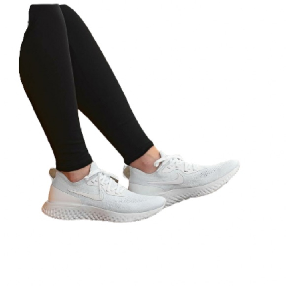 Nike Epic React Running Shoes True White sz 8 Womens FlyKnit Upper react cushion